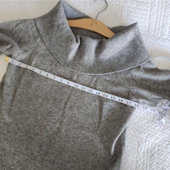 Anthropologie cowl neck sweater - Picture 6 of 11